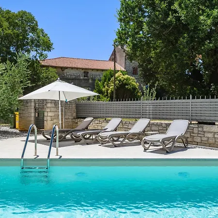 Clariss By Briskva *