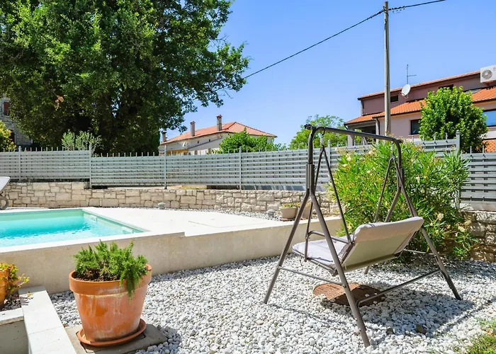 Clariss By Briskva Vila Visnjan