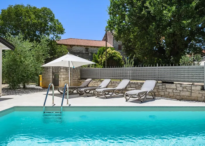 Clariss By Briskva *